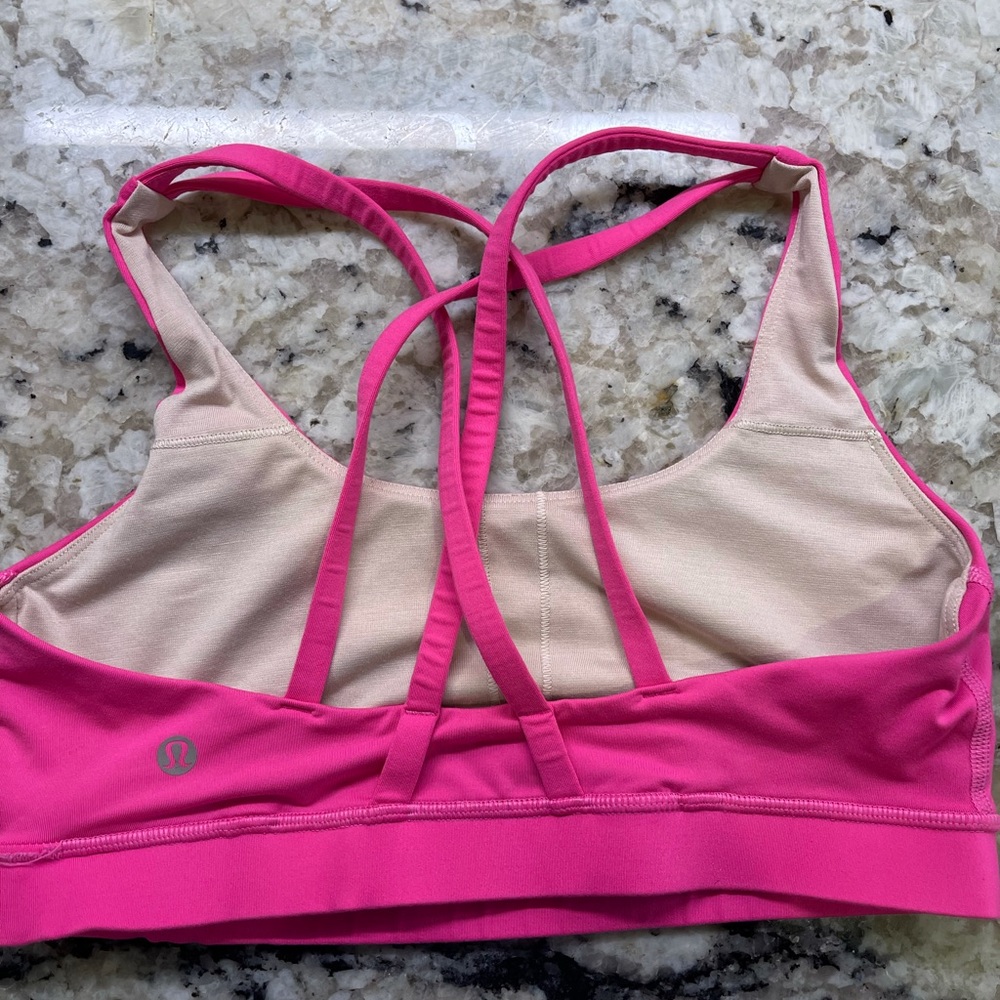 Lululemon sports bra size 8